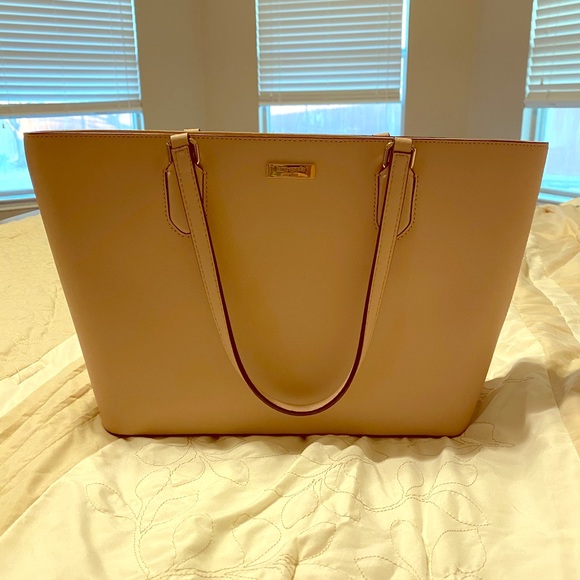 kate spade Handbags - Kate Spade Laurel Way Medium Dally - Warm Vellum